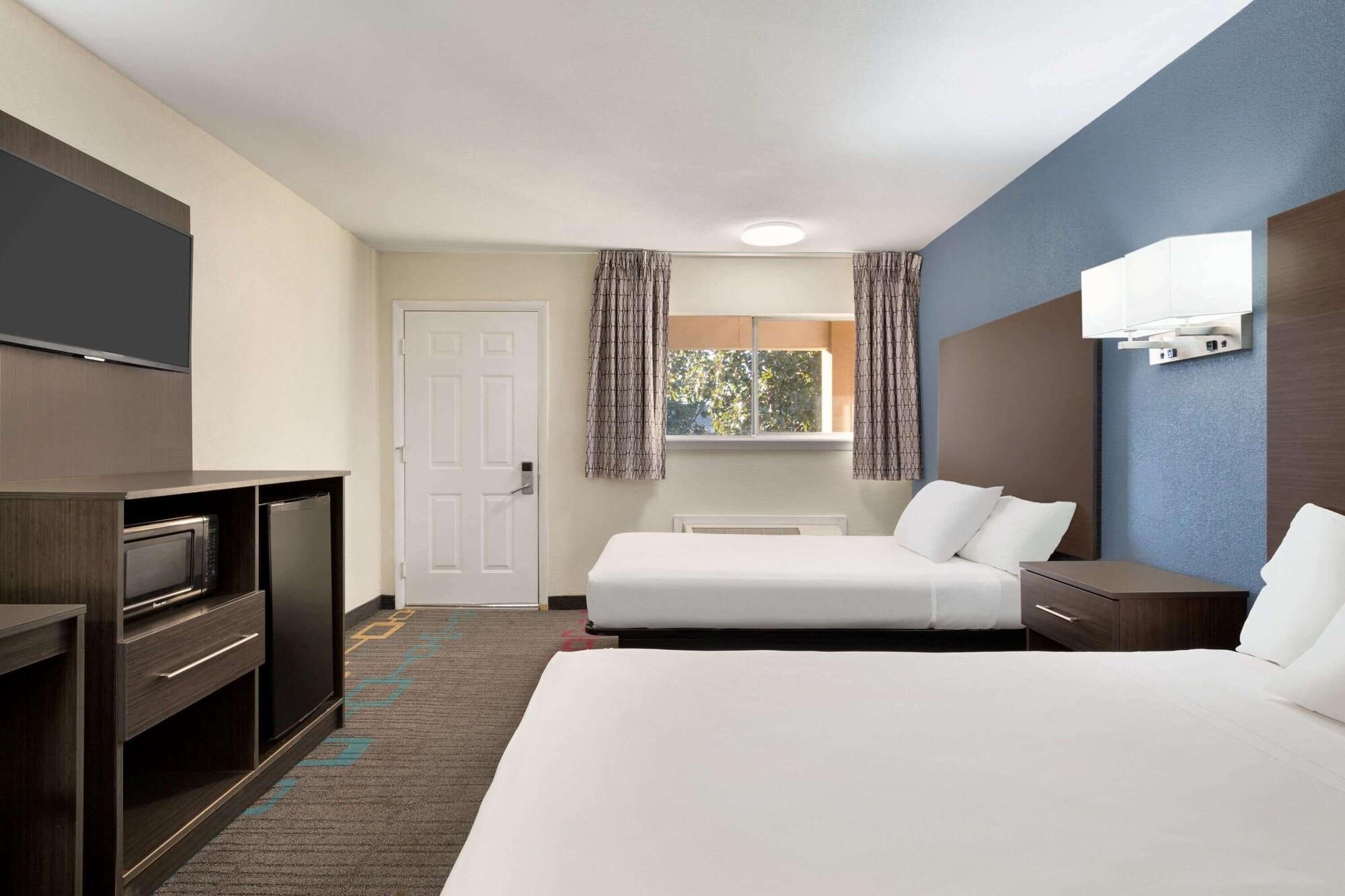 Days Inn By Wyndham Lawton Eksteriør billede
